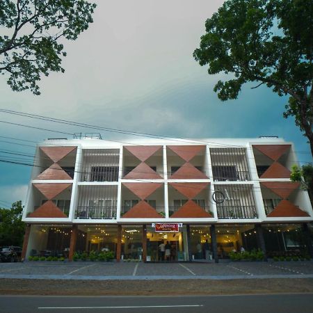 Royalton Residency Hotel Mundakāyam Kültér fotó