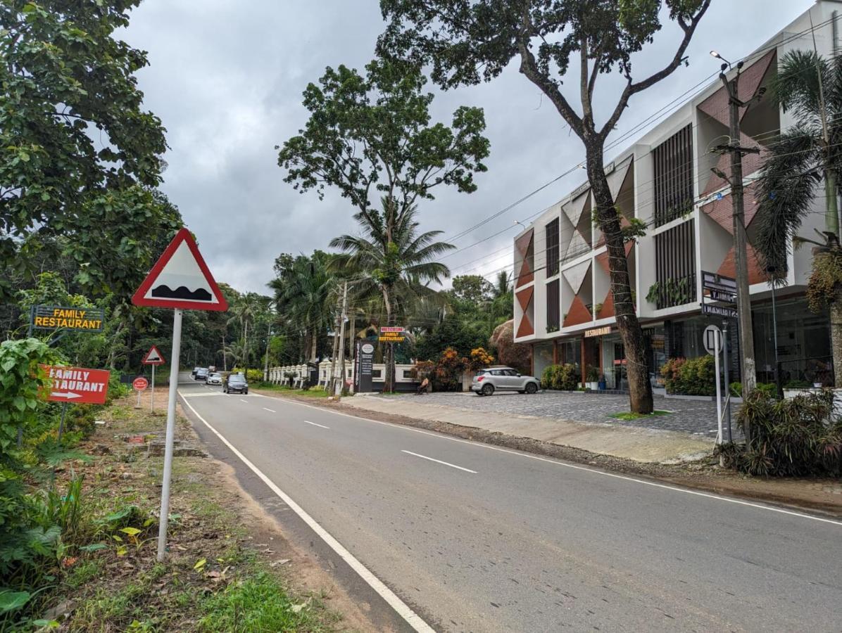 Royalton Residency Hotel Mundakāyam Kültér fotó