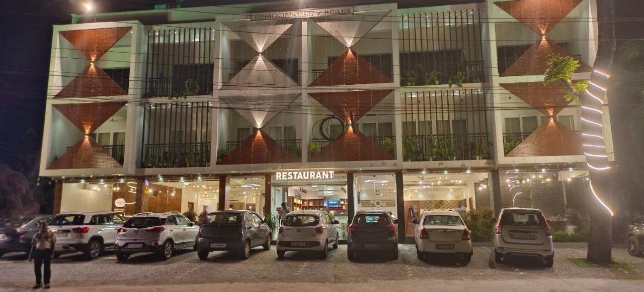 Royalton Residency Hotel Mundakāyam Kültér fotó